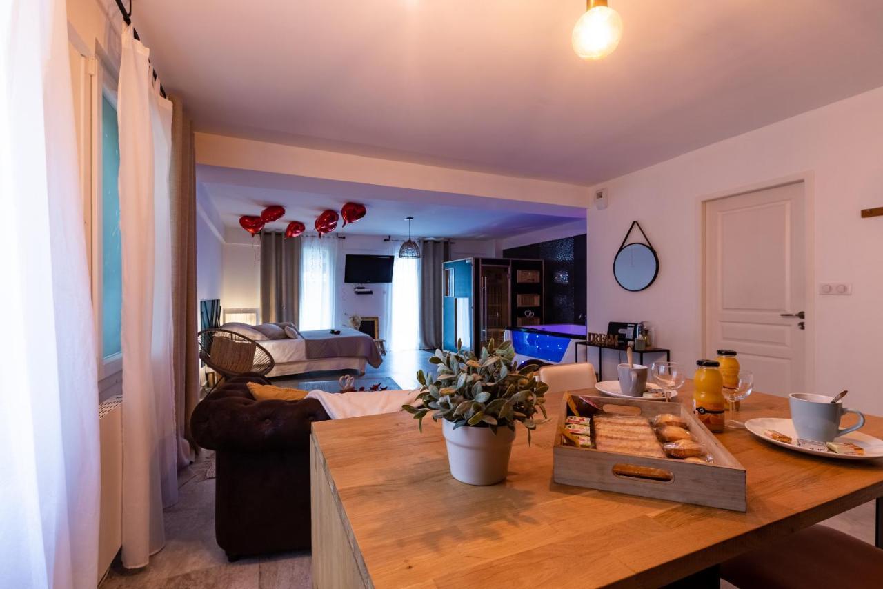 דיז'ון Suite And Spa 21 מראה חיצוני תמונה
