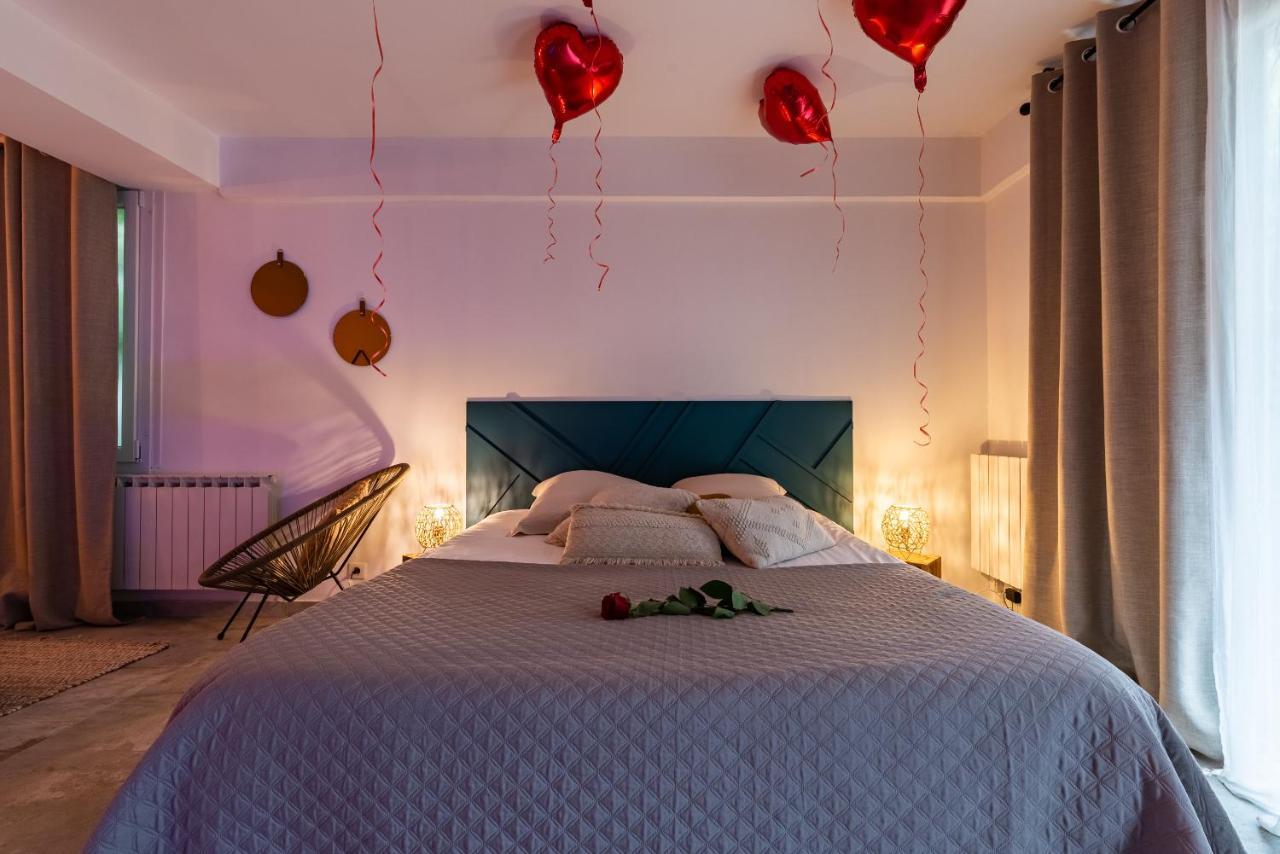 דיז'ון Suite And Spa 21 מראה חיצוני תמונה