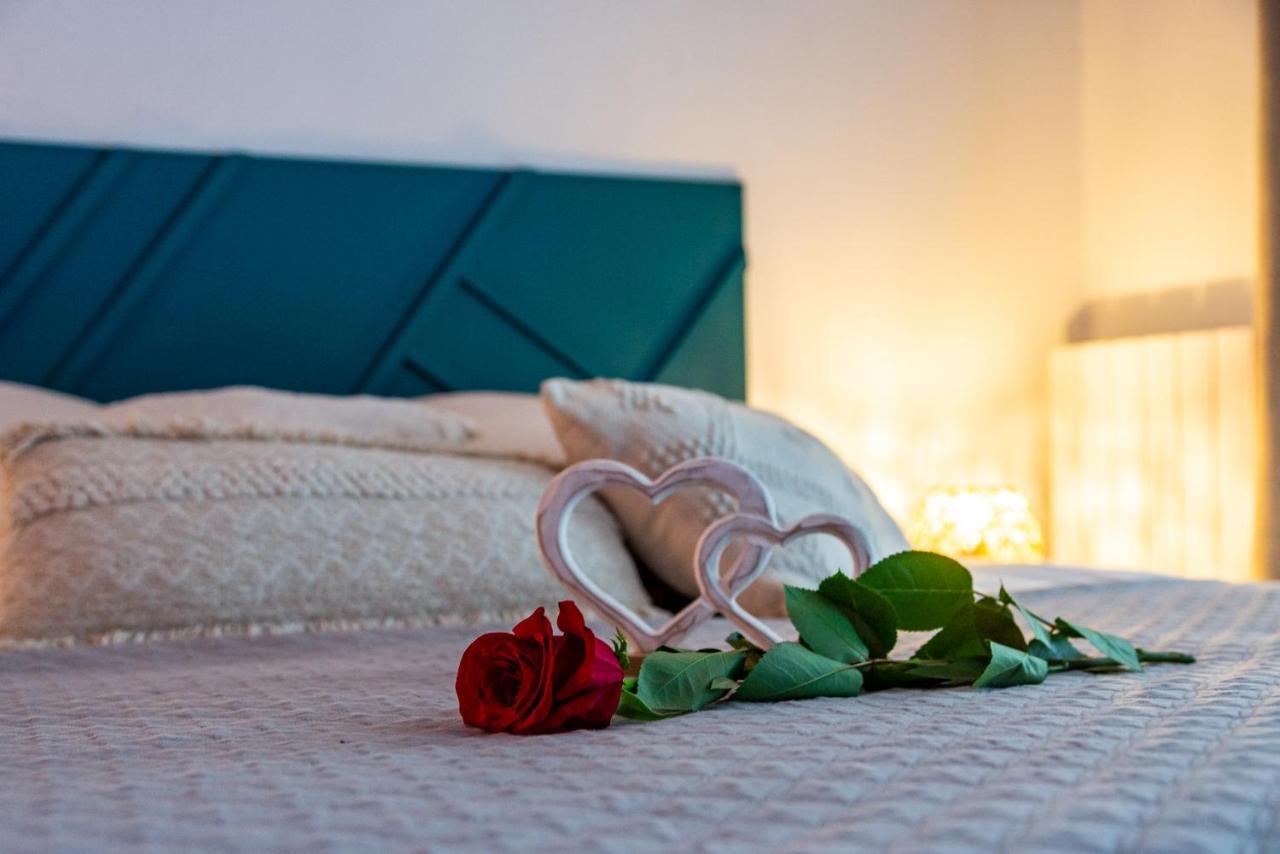 דיז'ון Suite And Spa 21 מראה חיצוני תמונה