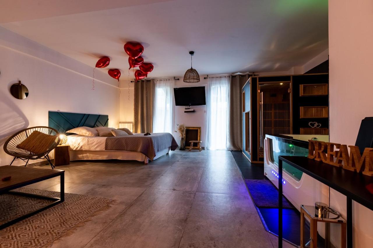 דיז'ון Suite And Spa 21 מראה חיצוני תמונה