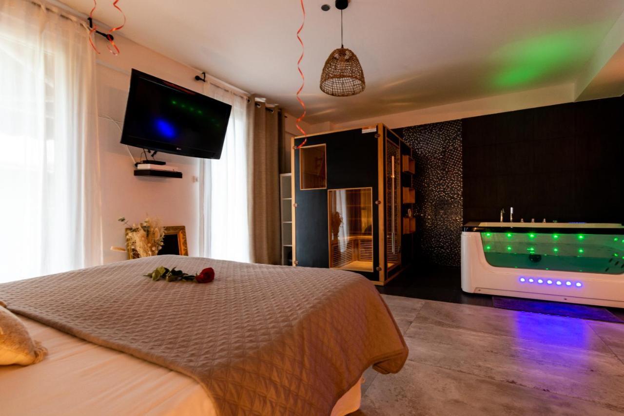 דיז'ון Suite And Spa 21 מראה חיצוני תמונה